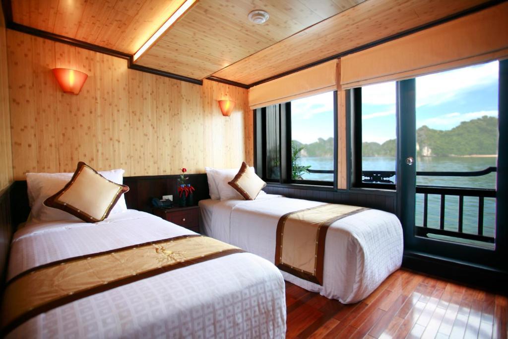 Syrena Cruises Hotel Ha Long Bilik gambar